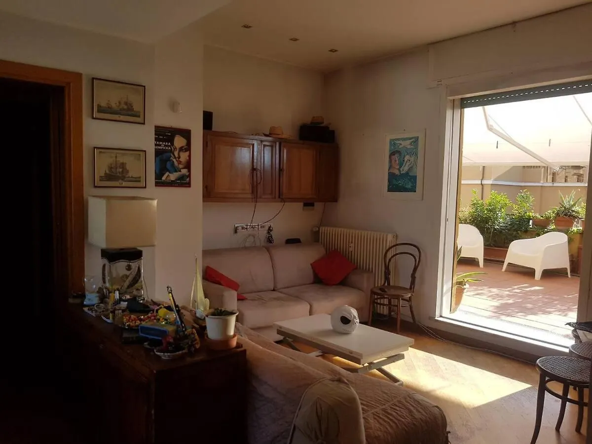 Apartment Villa Chigi Rome